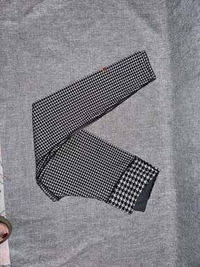 Nike One NWT Women's Black ICON CLASH Houndstooth Sports Pants, Size XLarge